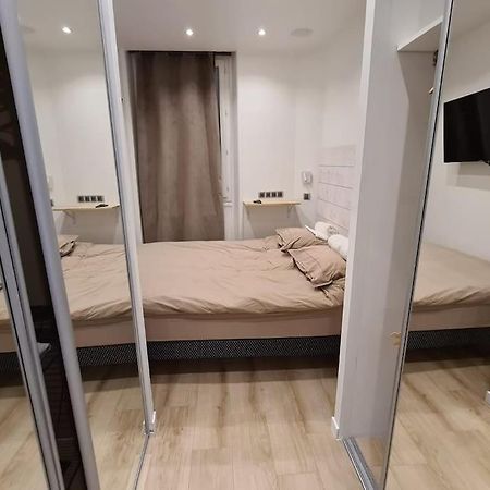Suresnes : 2 Pieces Cosy Apartment Екстериор снимка